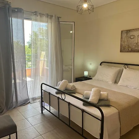 Vaios Villa *