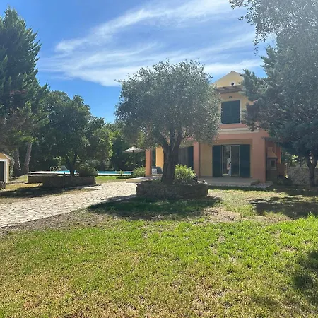 Vaios Villa